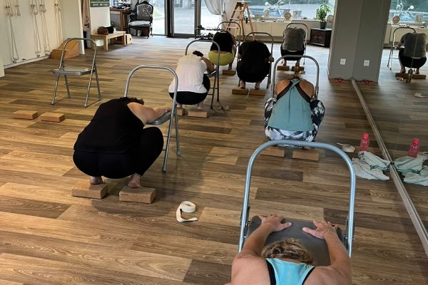 Cours de Yoga sur chaise à Eybens, près de Grenoble